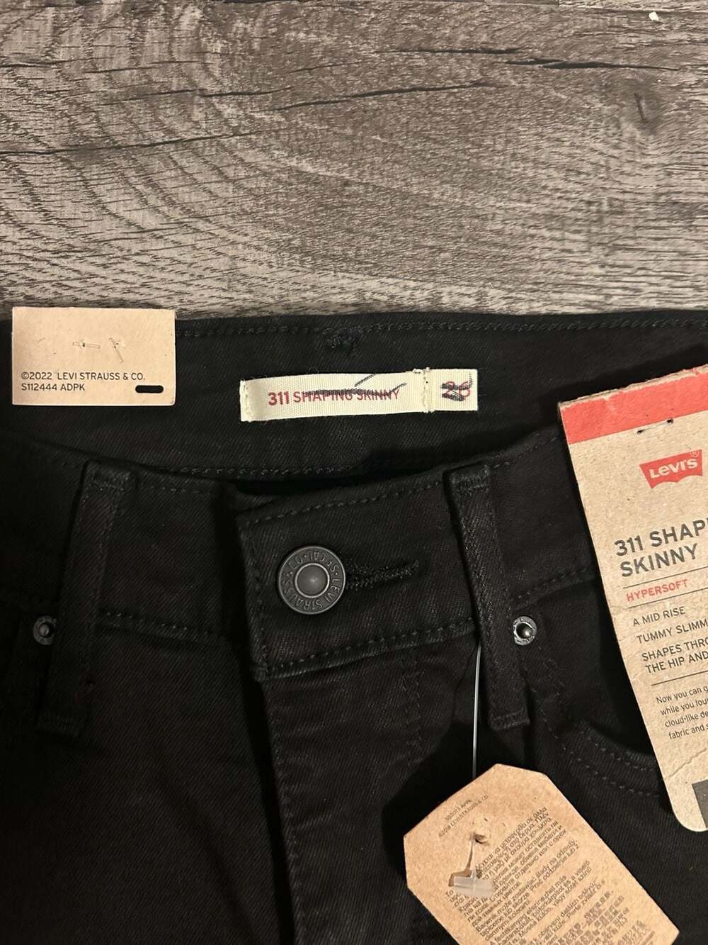 Levi's 311 Shaping Skinny Hypersoft Jeans Black W26 L28 - Picture 3 of 6